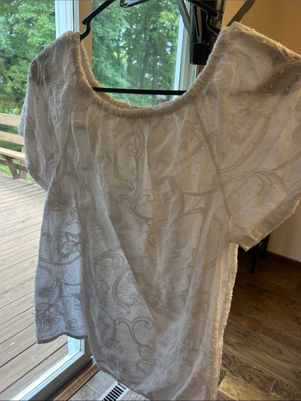 White Embroidered Women’s Peasant Top